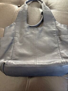 Lucky brand navy purse